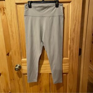 Danskin High rise super soft women’s leggings  size L NWOT